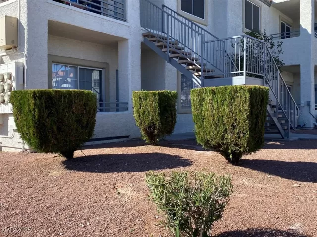 MLS: 2663447 Condo For Sale