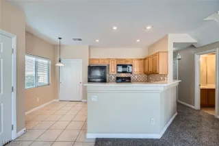 Photo #6: 2663484 Listing