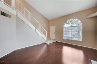 Photo #5: 2663486 Listing 