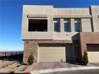 Photo #1: 2663513 Listing 