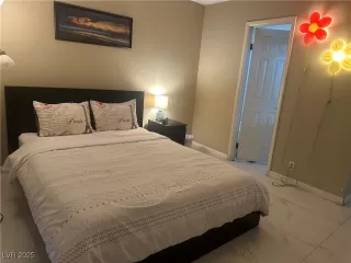 Photo #4: 2663516 Listing 