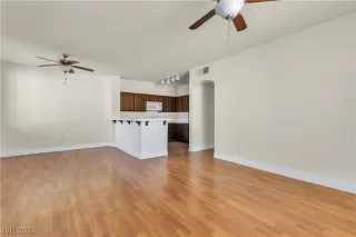 Photo #6: 2663523 Listing