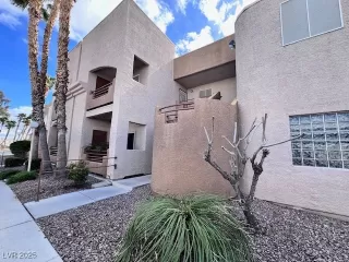 Photo #1: 2663531 Listing 