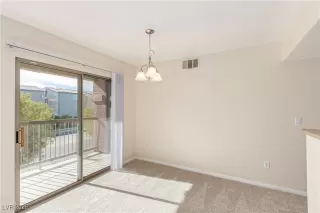 Photo #3: 2663540 Listing 