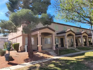 Photo #3: 2663557 Listing 