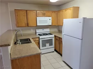 Photo #5: 2663557 Listing 