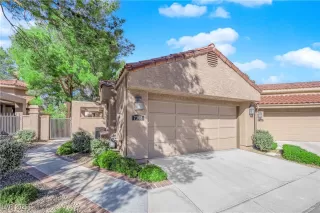 Photo #2: 2663603 Listing