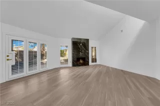 Photo #6: 2663603 Listing