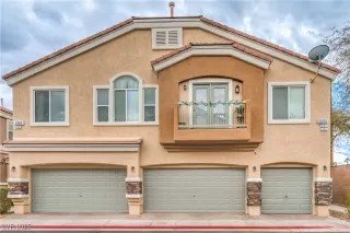 Photo #2: 2663627 Listing