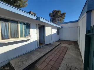 Photo #2: 2663647 Listing