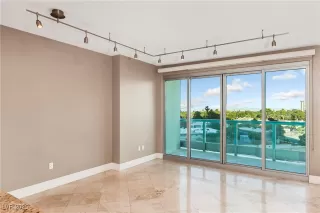 Photo #2: 2663661 Listing 