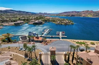 Photo #2: 2663664 Listing