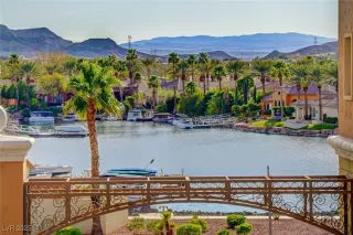 Photo #3: 2663664 Listing