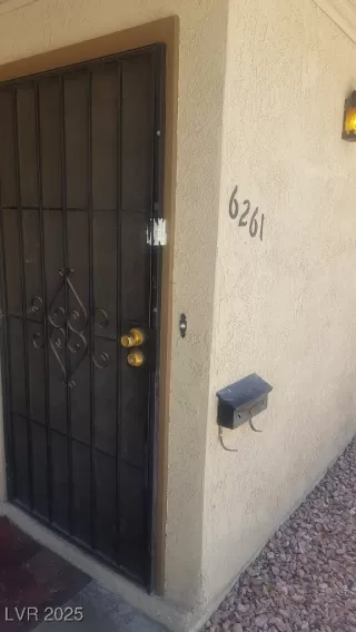 Photo #1: 2663666 Listing 