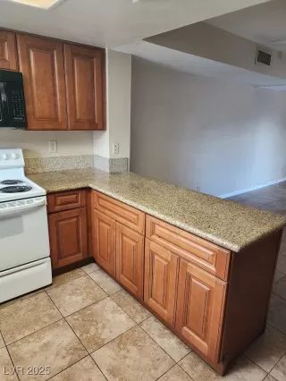 Photo #3: 2663666 Listing 