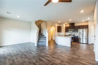 Photo #2: 2663708 Listing 
