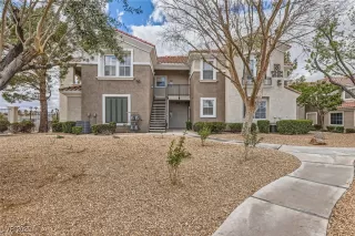 Photo #1: 2663733 Listing 