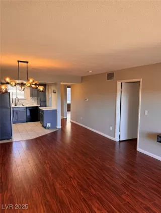 Photo #5: 2663771 Listing 