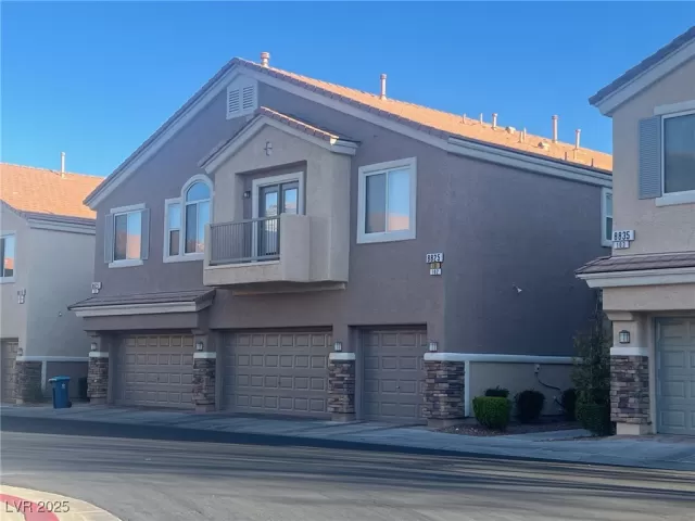 MLS: 2663782 Condo For Sale