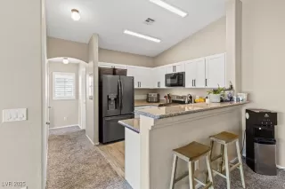 Photo #2: 2663808 Listing