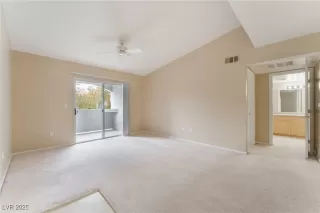 Photo #2: 2663813 Listing 