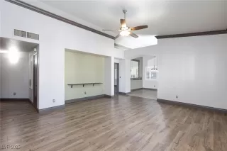 Photo #2: 2663821 Listing 