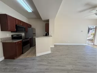 Photo #6: 2663827 Listing 