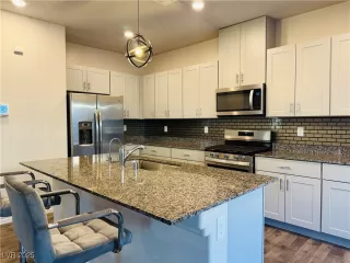 Photo #5: 2663852 Listing 