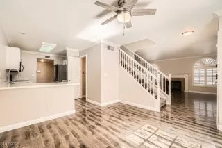 Photo #6: 2663865 Listing