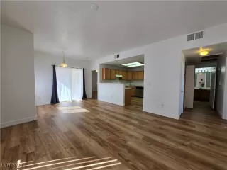 Photo #1: 2663900 Listing 