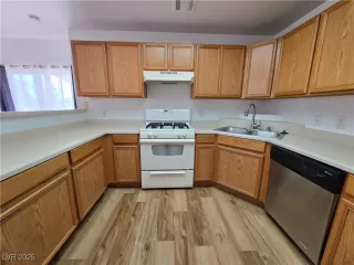 Photo #4: 2663900 Listing 