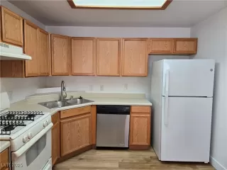 Photo #5: 2663900 Listing 