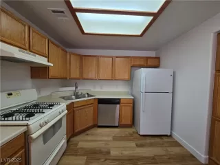 Photo #6: 2663900 Listing 