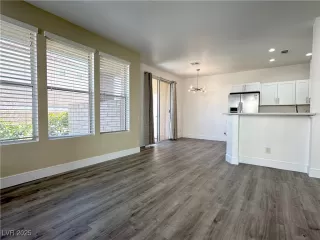 Photo #4: 2663911 Listing 