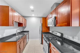 Photo #5: 2663916 Listing 