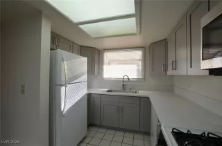 Photo #4: 2663929 Listing 