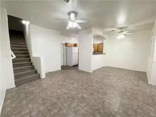 Photo #2: 2663936 Listing 