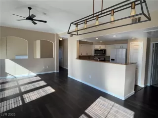 Photo #5: 2663942 Listing 