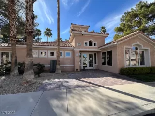 Photo #4: 2663963 Listing 