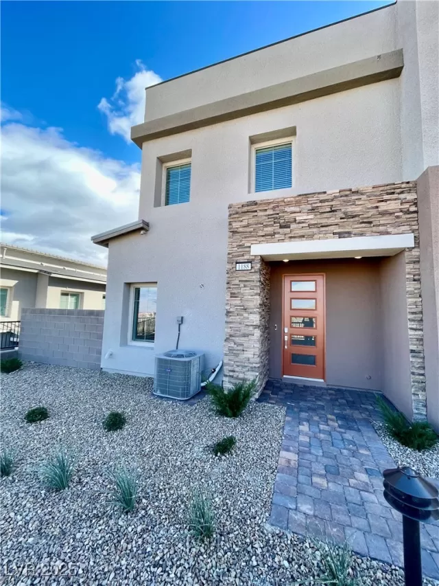 MLS: 2664065 Condo For Sale
