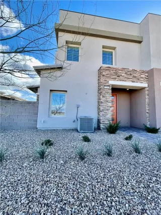 Photo #1: 2664065 Listing 