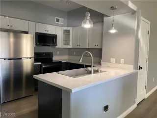 Photo #5: 2664096 Listing 