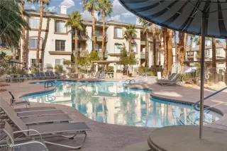 Photo #3: 2664118 Listing 