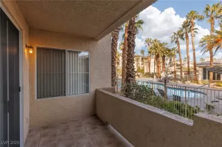 Photo #5: 2664118 Listing 