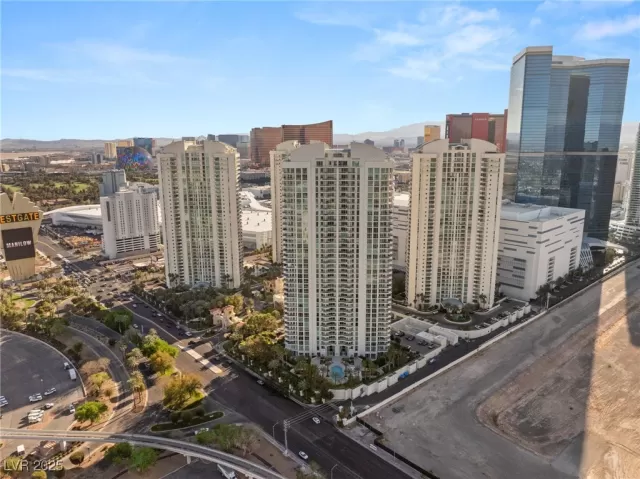 MLS: 2664124 Condo For Sale