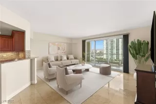 Photo #2: 2664124 Listing 