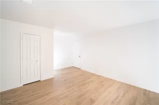 Photo #3: 2664139 Listing