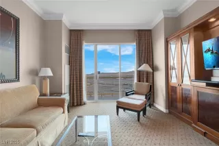 Photo #5: 2664145 Listing