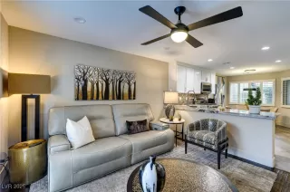 Photo #4: 2664182 Listing 