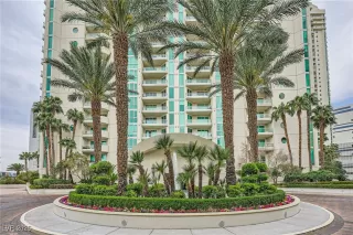 Photo #1: 2664196 Listing 